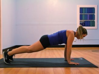 Trening za snagu bez opreme: sklekovi